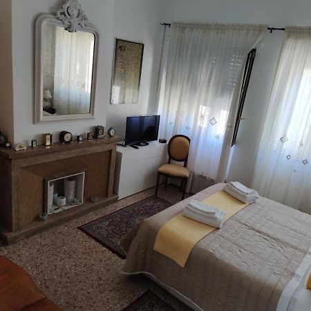La Badia Del Cavaliere 2 Hotel Rome Bagian luar foto