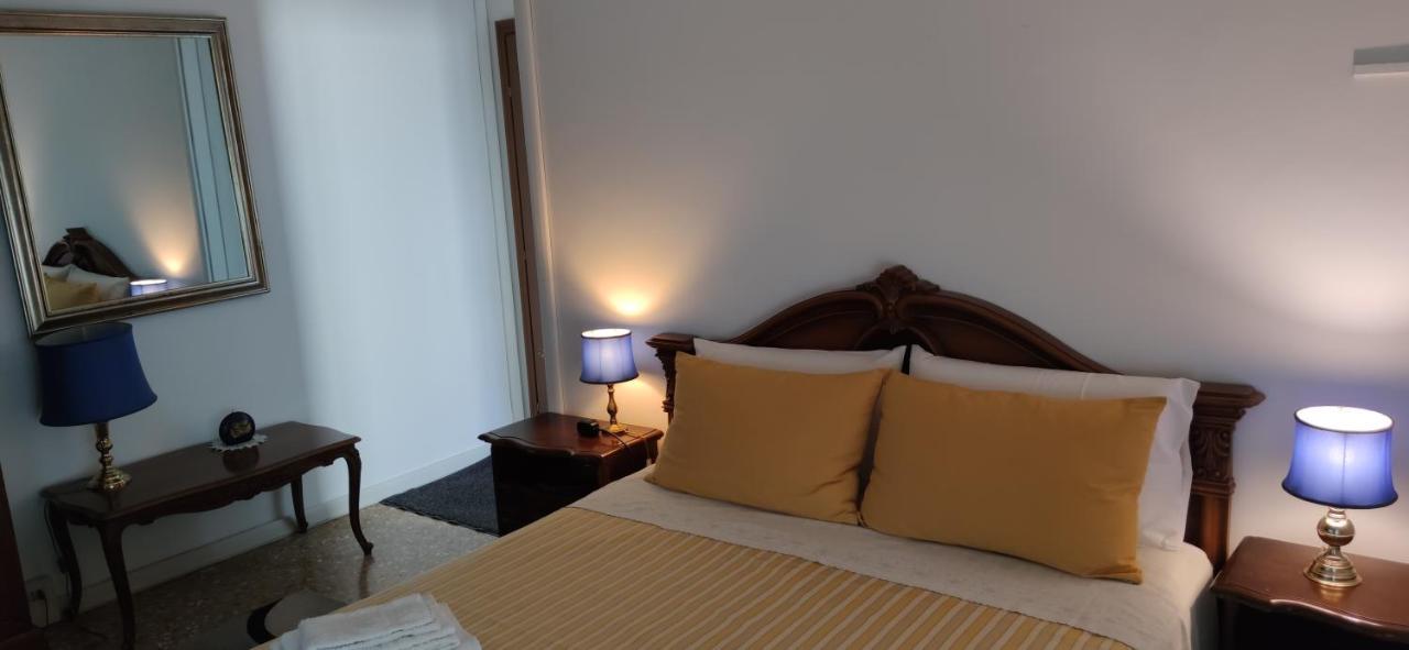 La Badia Del Cavaliere 2 Hotel Rome Bagian luar foto