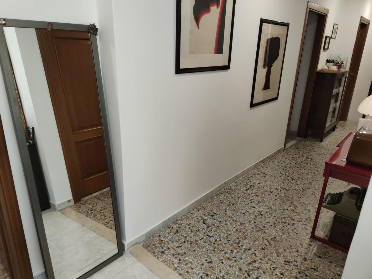 La Badia Del Cavaliere 2 Hotel Rome Bagian luar foto